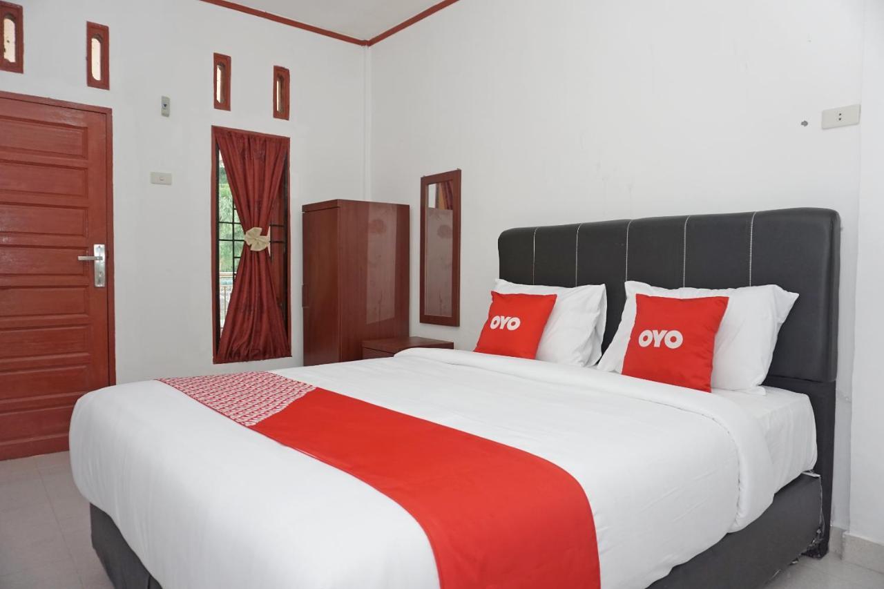 Oyo 2635 Ramos Inn Sinapuran Luaran gambar