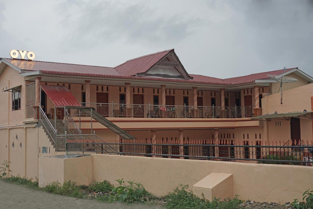 Oyo 2635 Ramos Inn Sinapuran Luaran gambar