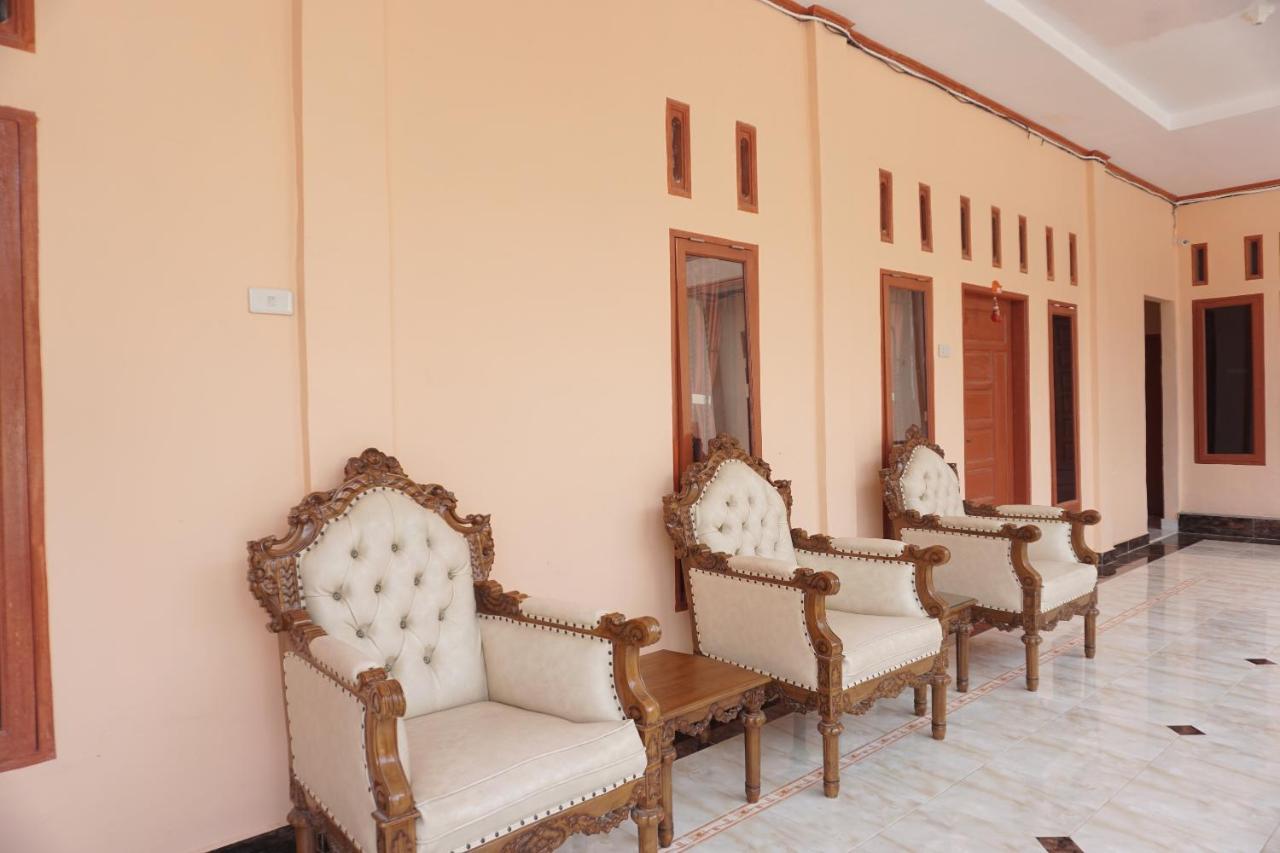 Oyo 2635 Ramos Inn Sinapuran Luaran gambar