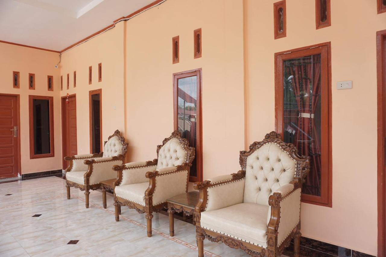 Oyo 2635 Ramos Inn Sinapuran Luaran gambar