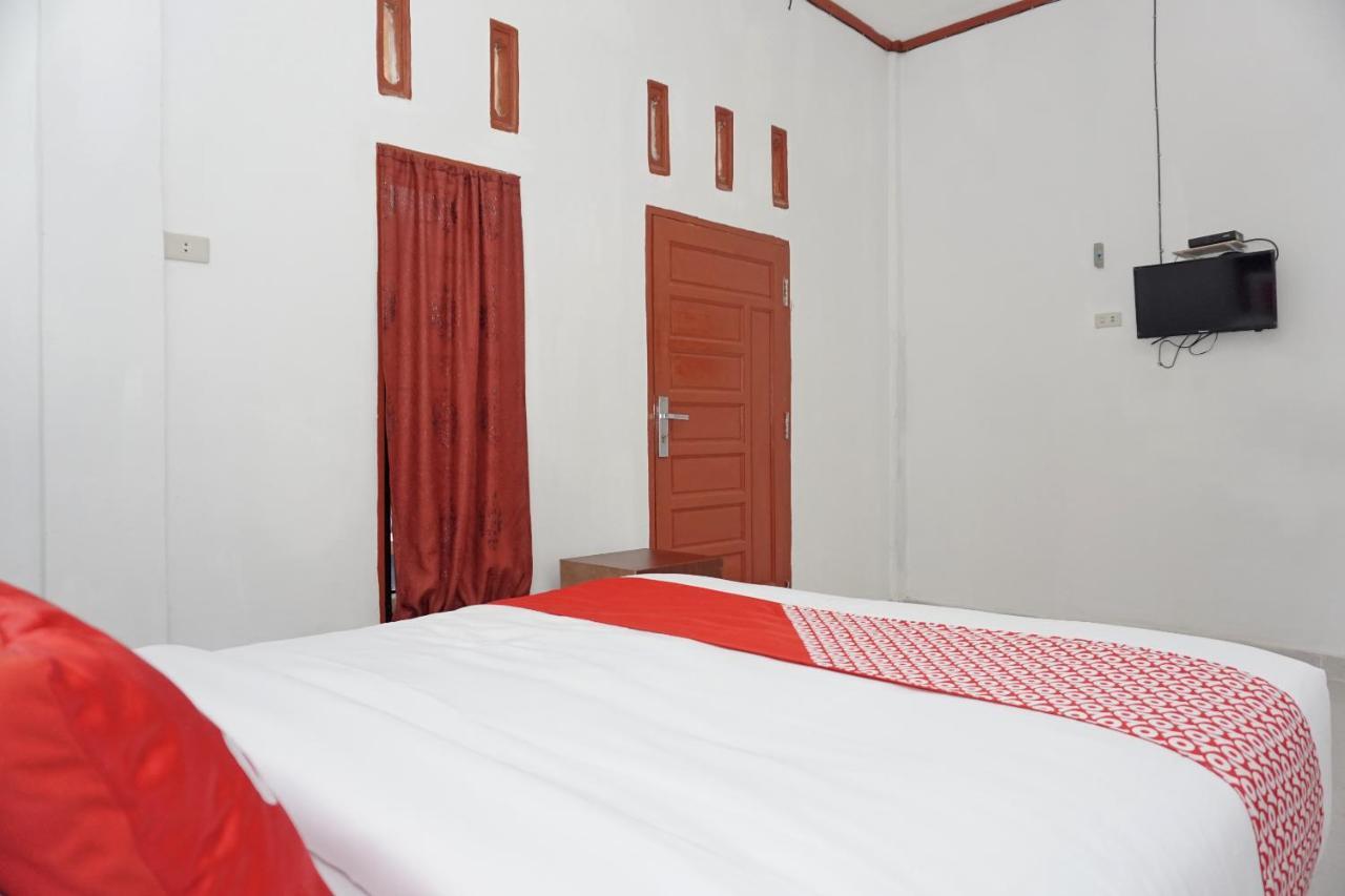 Oyo 2635 Ramos Inn Sinapuran Luaran gambar
