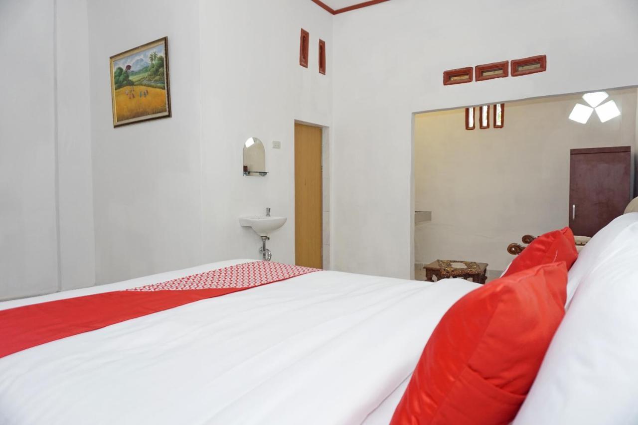 Oyo 2635 Ramos Inn Sinapuran Luaran gambar