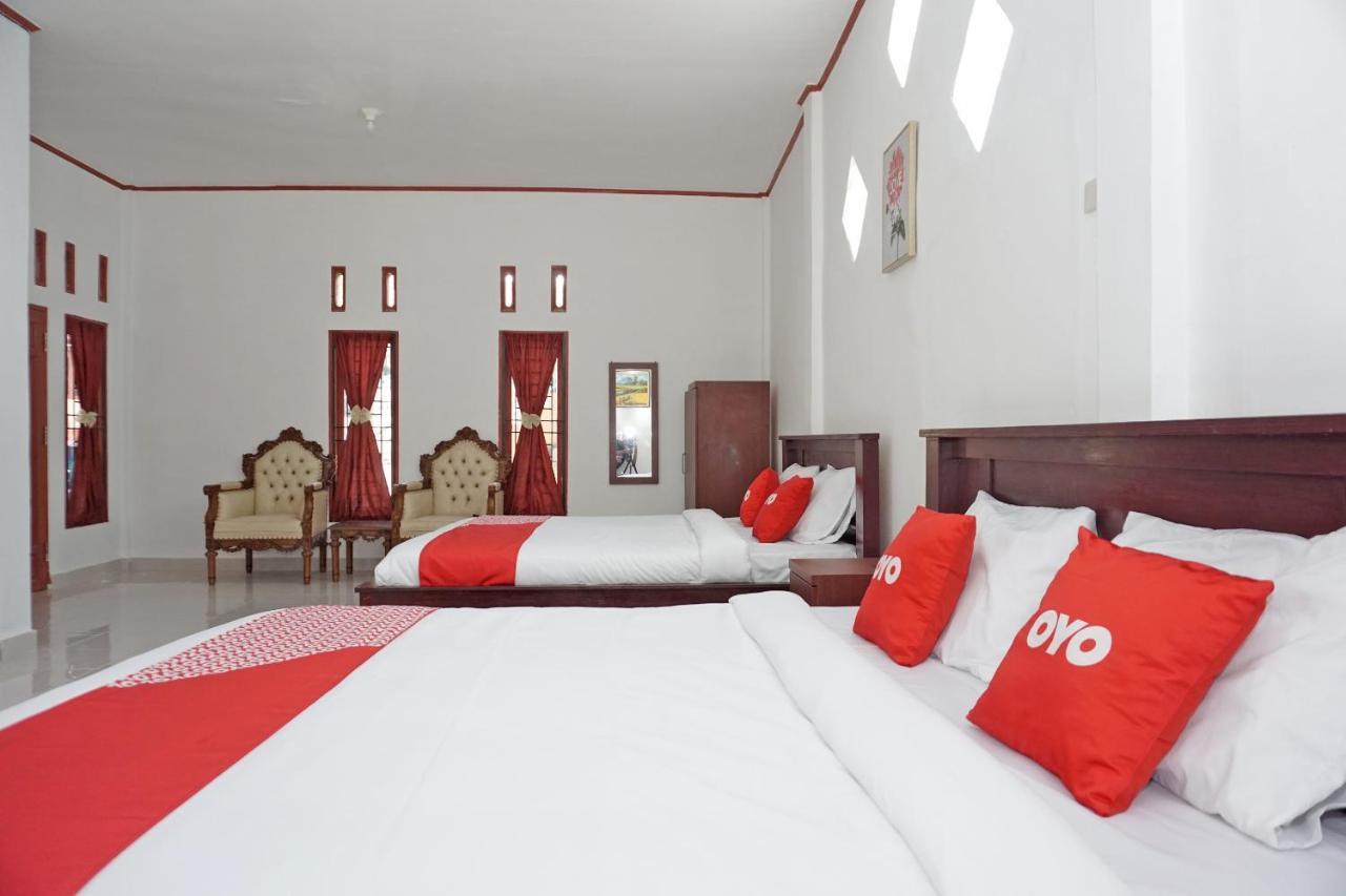 Oyo 2635 Ramos Inn Sinapuran Luaran gambar