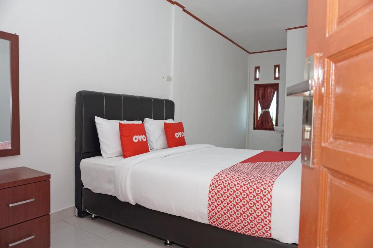 Oyo 2635 Ramos Inn Sinapuran Luaran gambar