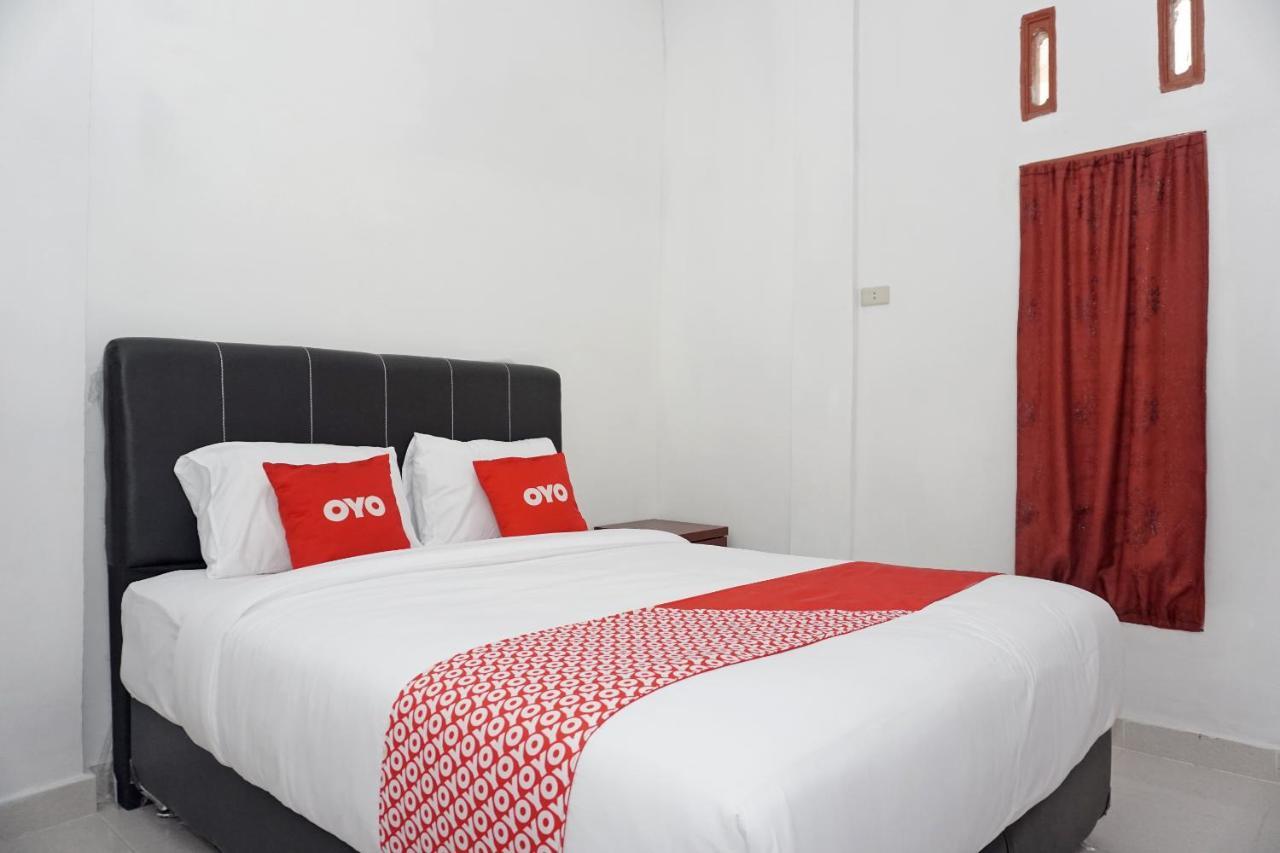 Oyo 2635 Ramos Inn Sinapuran Luaran gambar