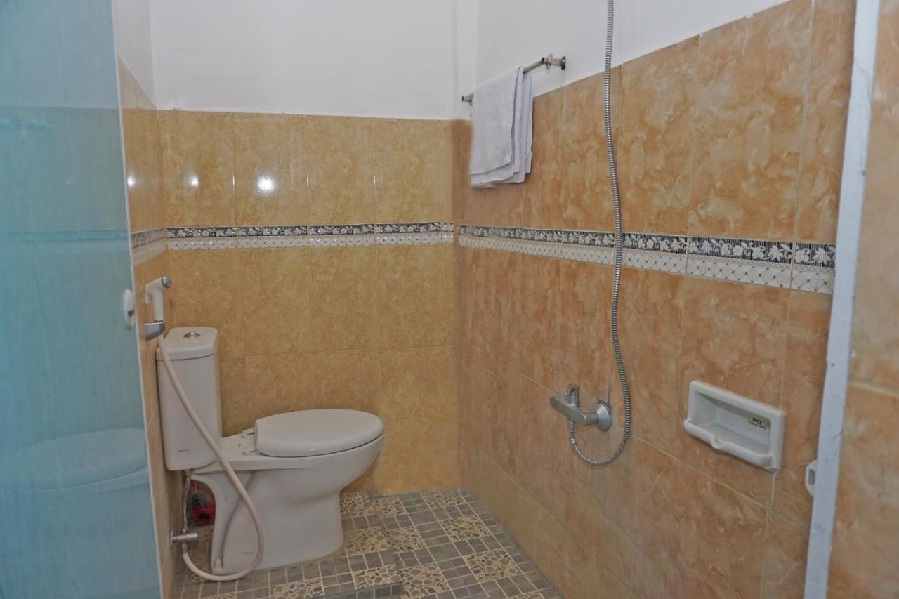 Oyo 2635 Ramos Inn Sinapuran Luaran gambar