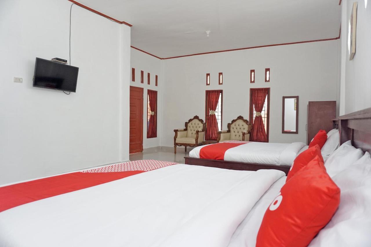 Oyo 2635 Ramos Inn Sinapuran Luaran gambar