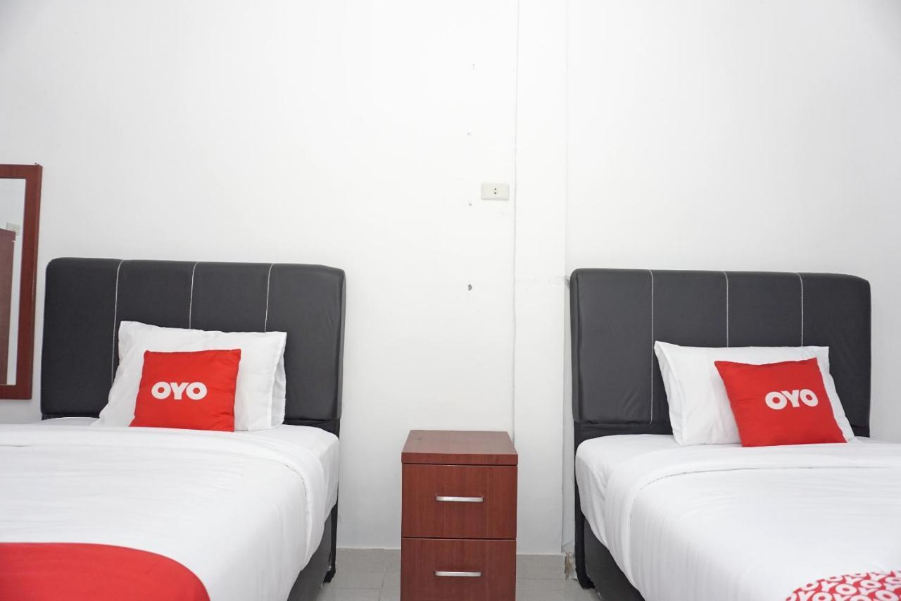 Oyo 2635 Ramos Inn Sinapuran Luaran gambar